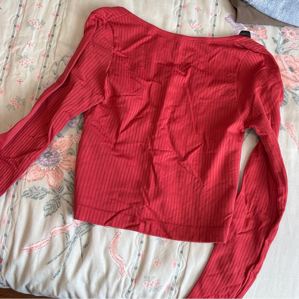 Red Urban Outfitters Ribbed Top - Picture 5 of 5